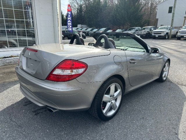 Used 2005 Mercedes-Benz SLK 350 image 6