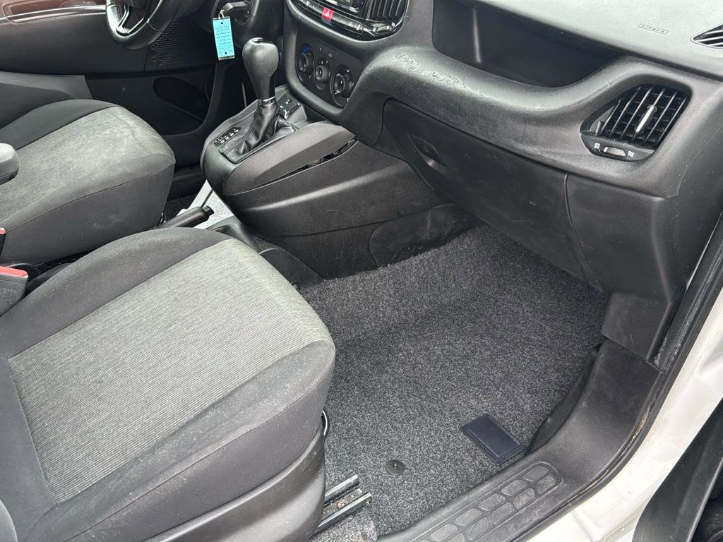 Used 2015 RAM ProMaster City Tradesman SLT w/ Rear Back-up Camera Group image 13