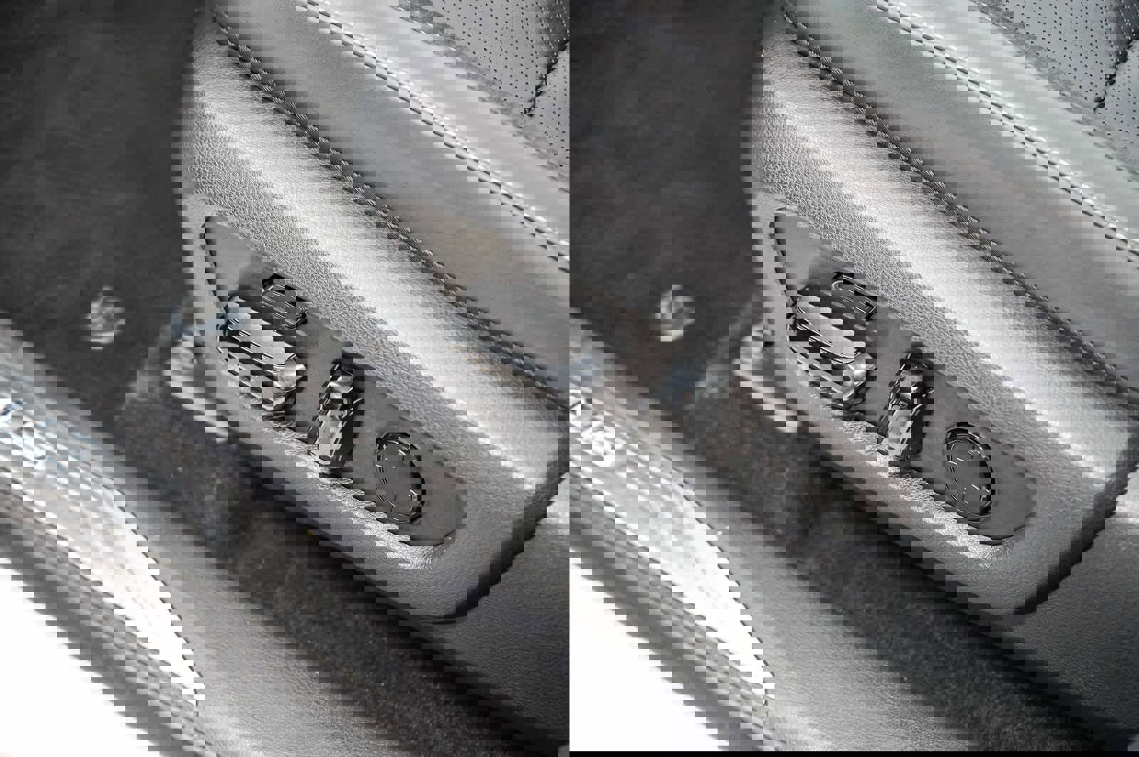 Used 2025 Lexus RX 450h Luxury w/ Convenience Package image 21