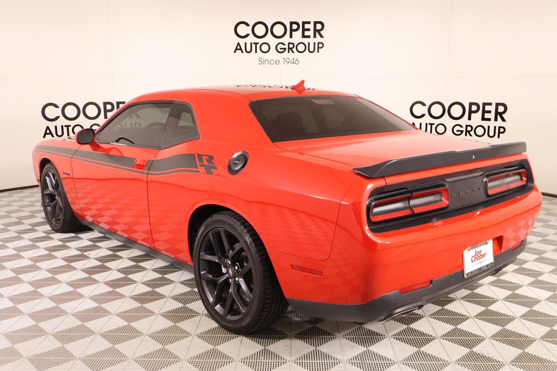 Used 2022 Dodge Challenger R/T w/ Plus Package RWD image 21