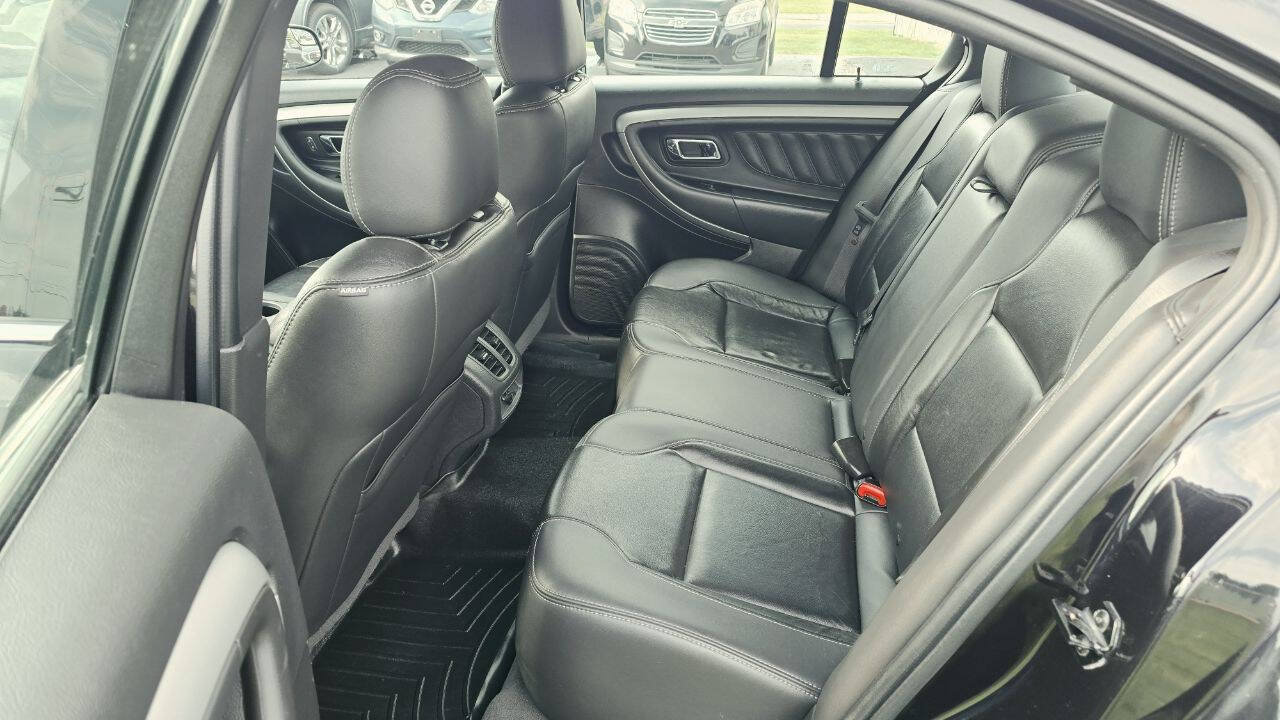 Used 2019 Ford Taurus SEL AWD/4WD image 11