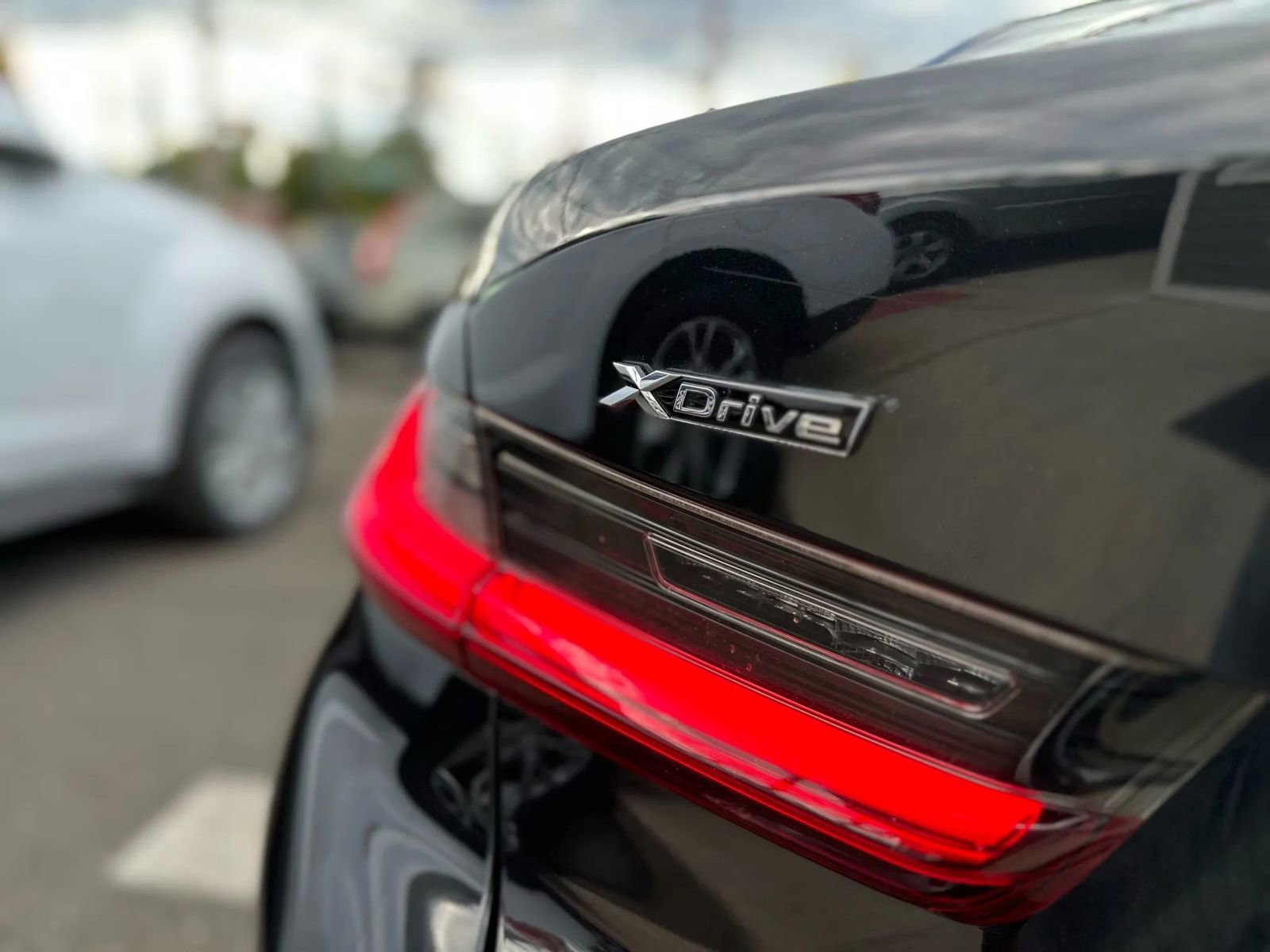 Used 2021 BMW 330i xDrive Sedan w/ Convenience Package image 41