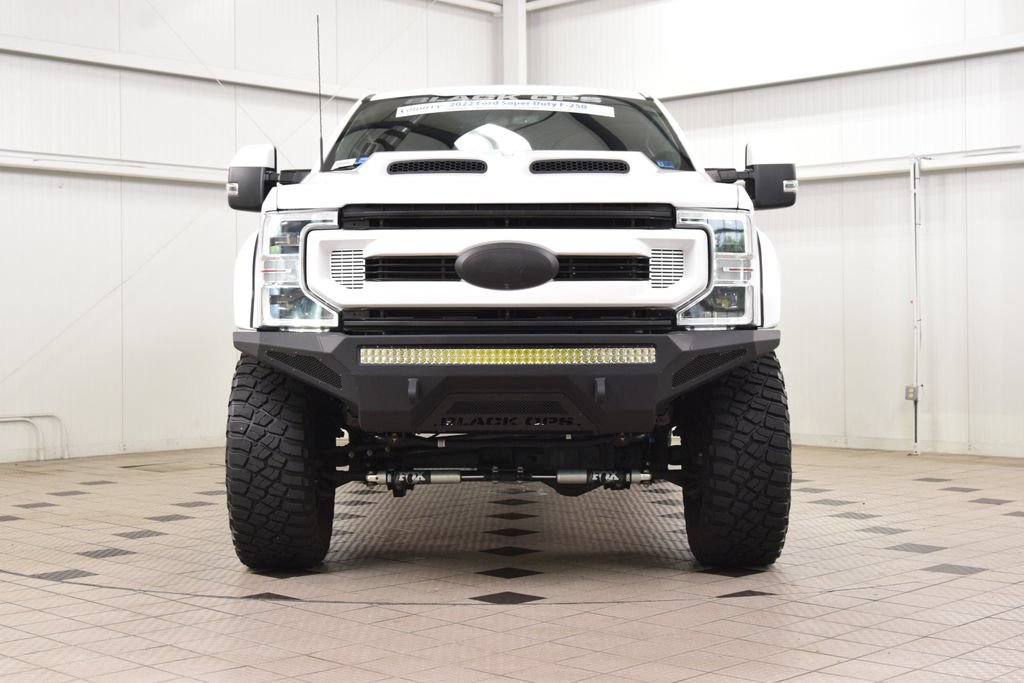 Used 2022 Ford F250 Lariat w/ Lariat Ultimate Package AWD/4WD image 2