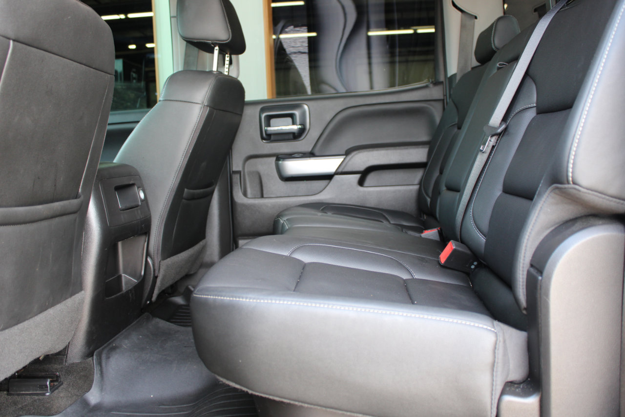 Used 2018 Chevrolet Silverado 1500 LTZ Z71 w/ LTZ Plus Package image 33