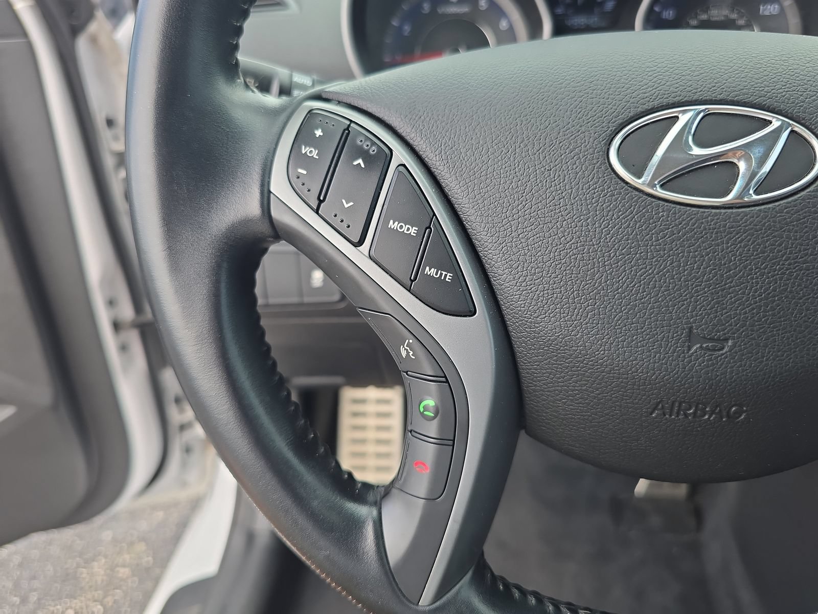 Used 2016 Hyundai Elantra Sport FWD image 22