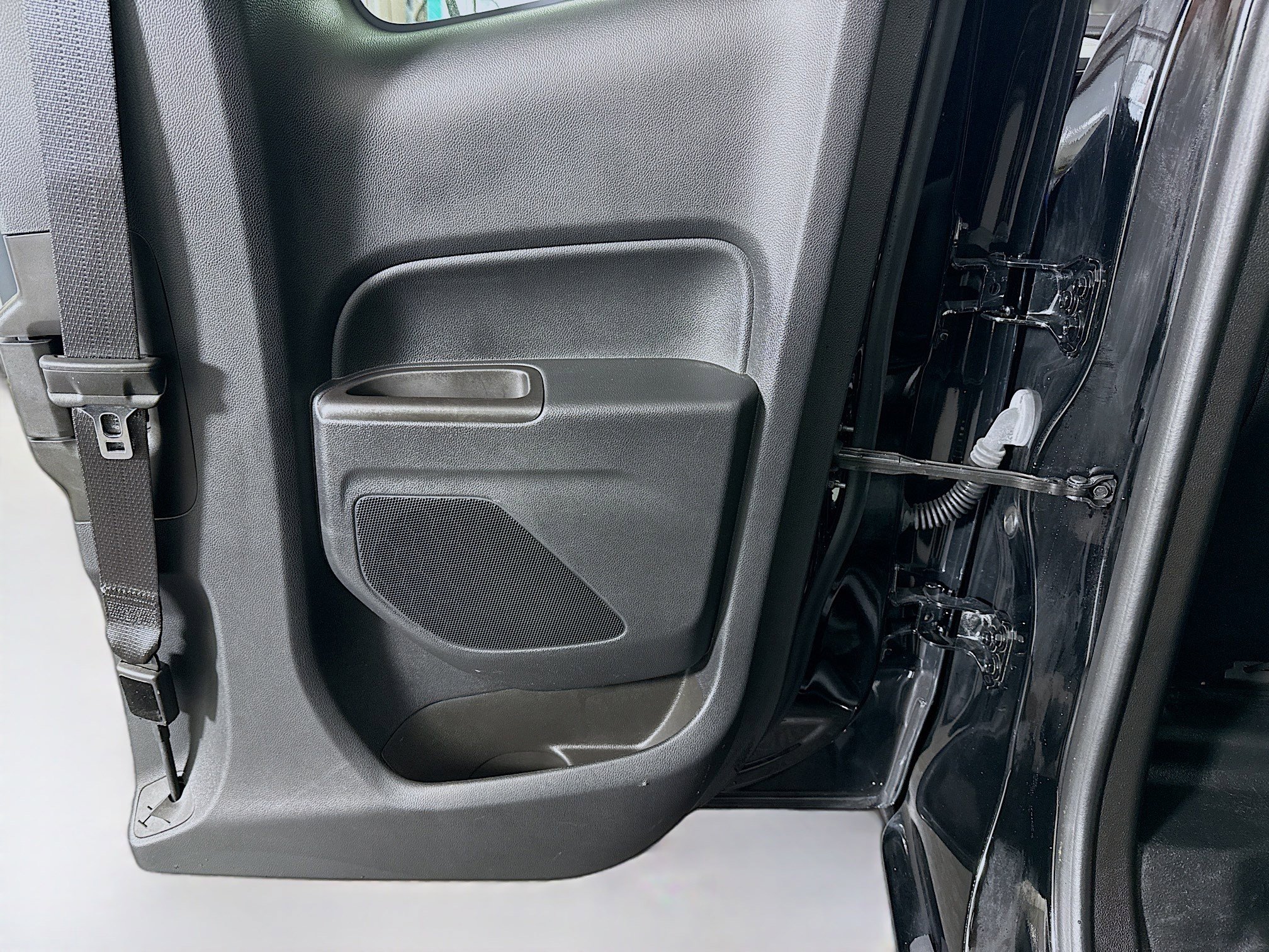 Used 2022 Chevrolet Colorado LT w/ Fleet Safety Package image 27