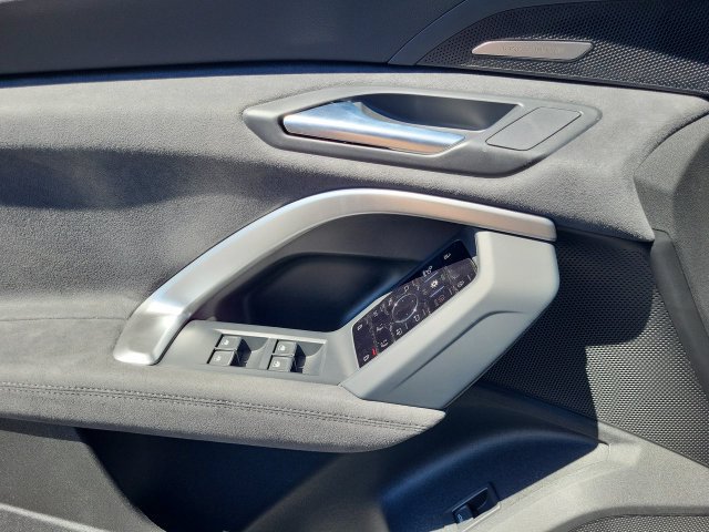 New 2026 Audi SQ5 Premium Plus AWD/4WD image 9