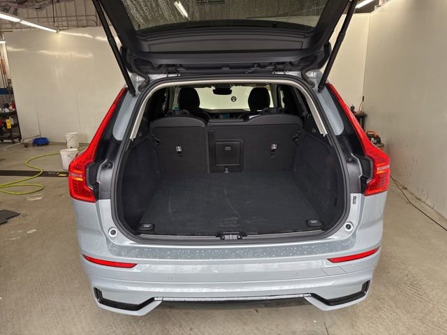Certified 2025 Volvo XC60 B5 Plus image 22