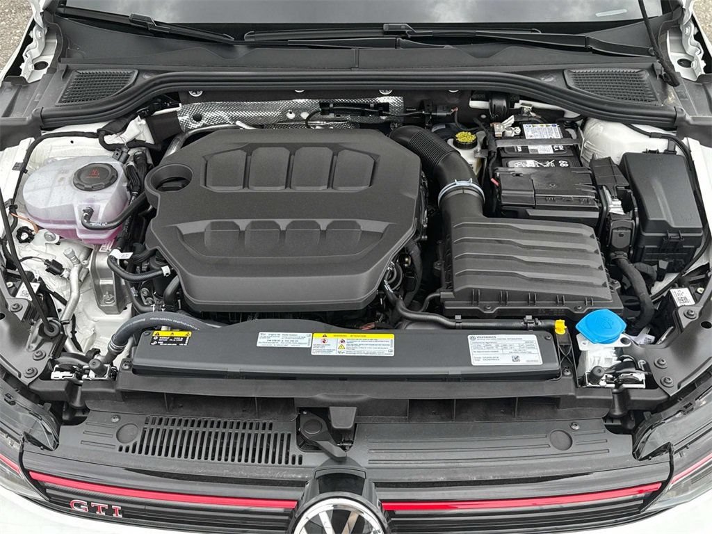 Certified 2025 Volkswagen GTI SE FWD image 29