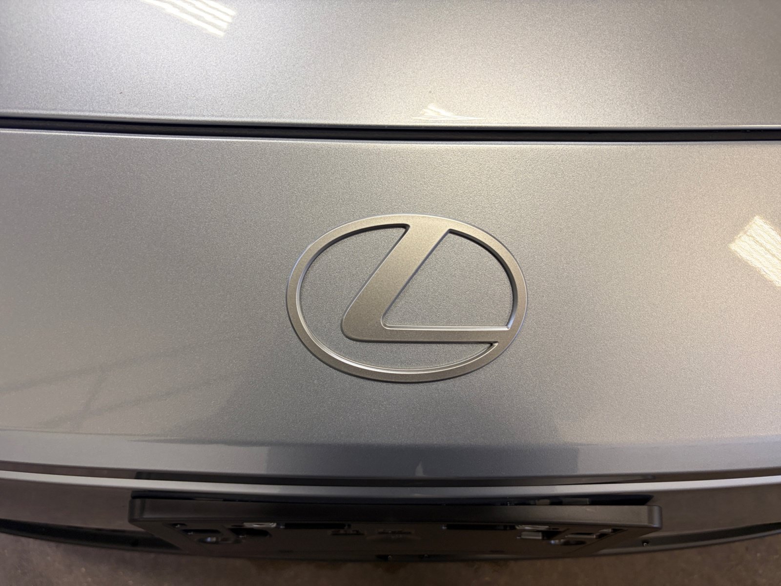 New 2026 Lexus ES 350h AWD w/ Convenience Package image 22