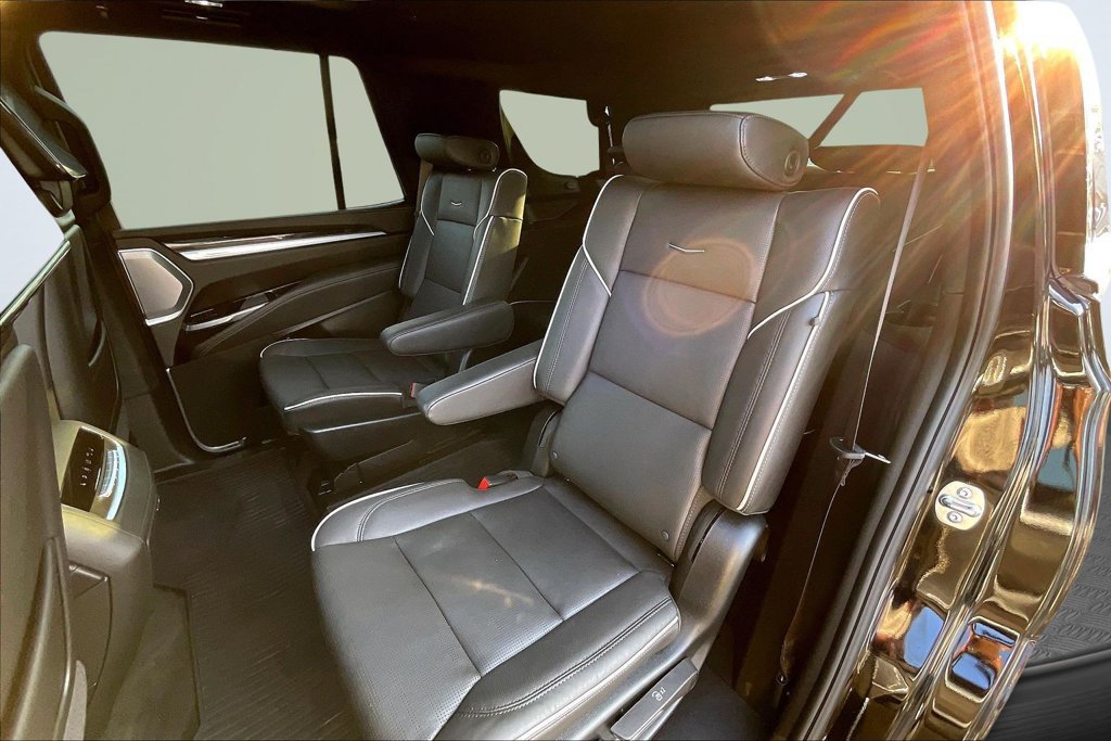 Used 2026 Cadillac Escalade Sport w/ Touring Package AWD/4WD image 23
