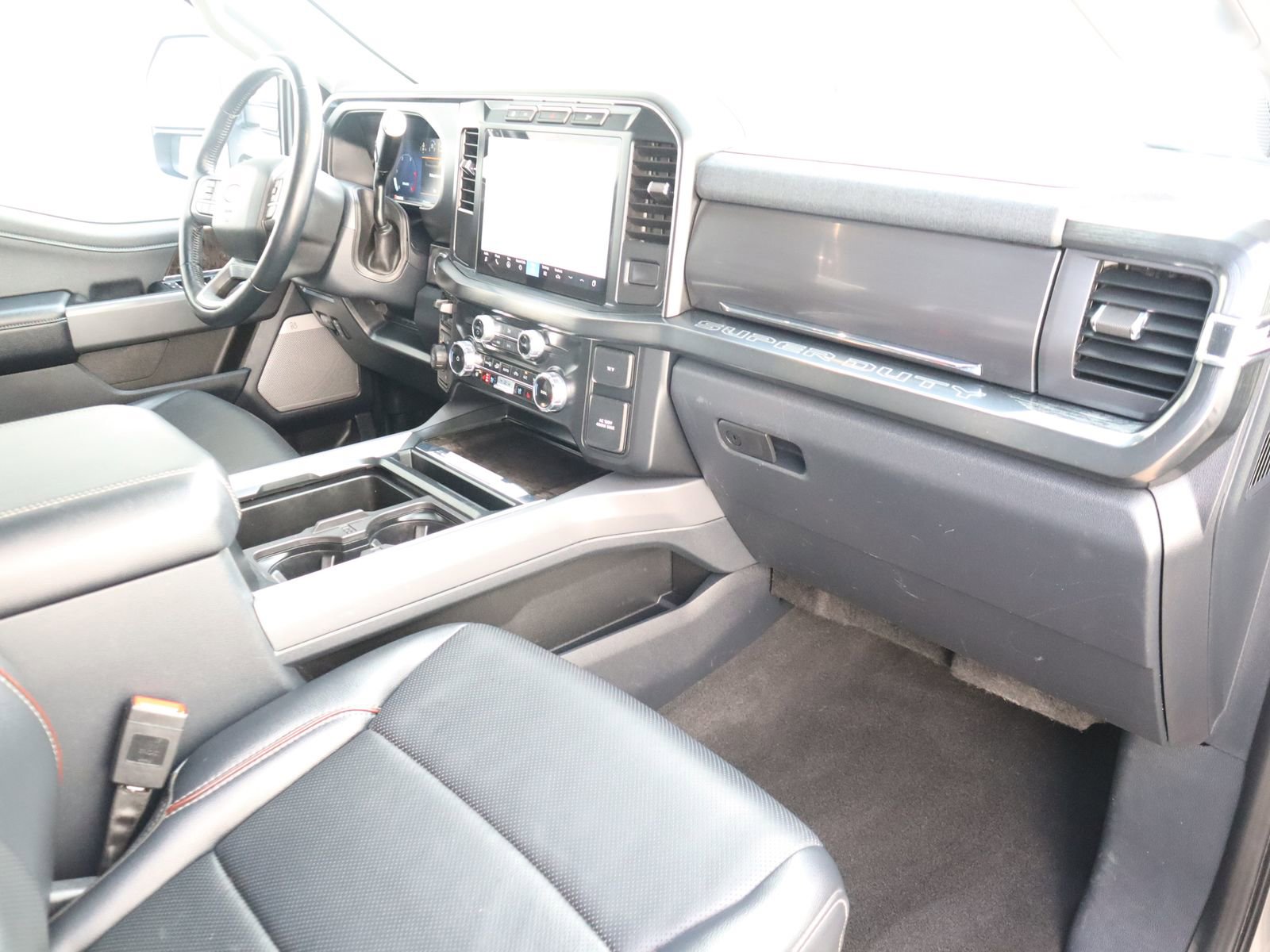 Used 2024 Ford F250 Lariat image 48