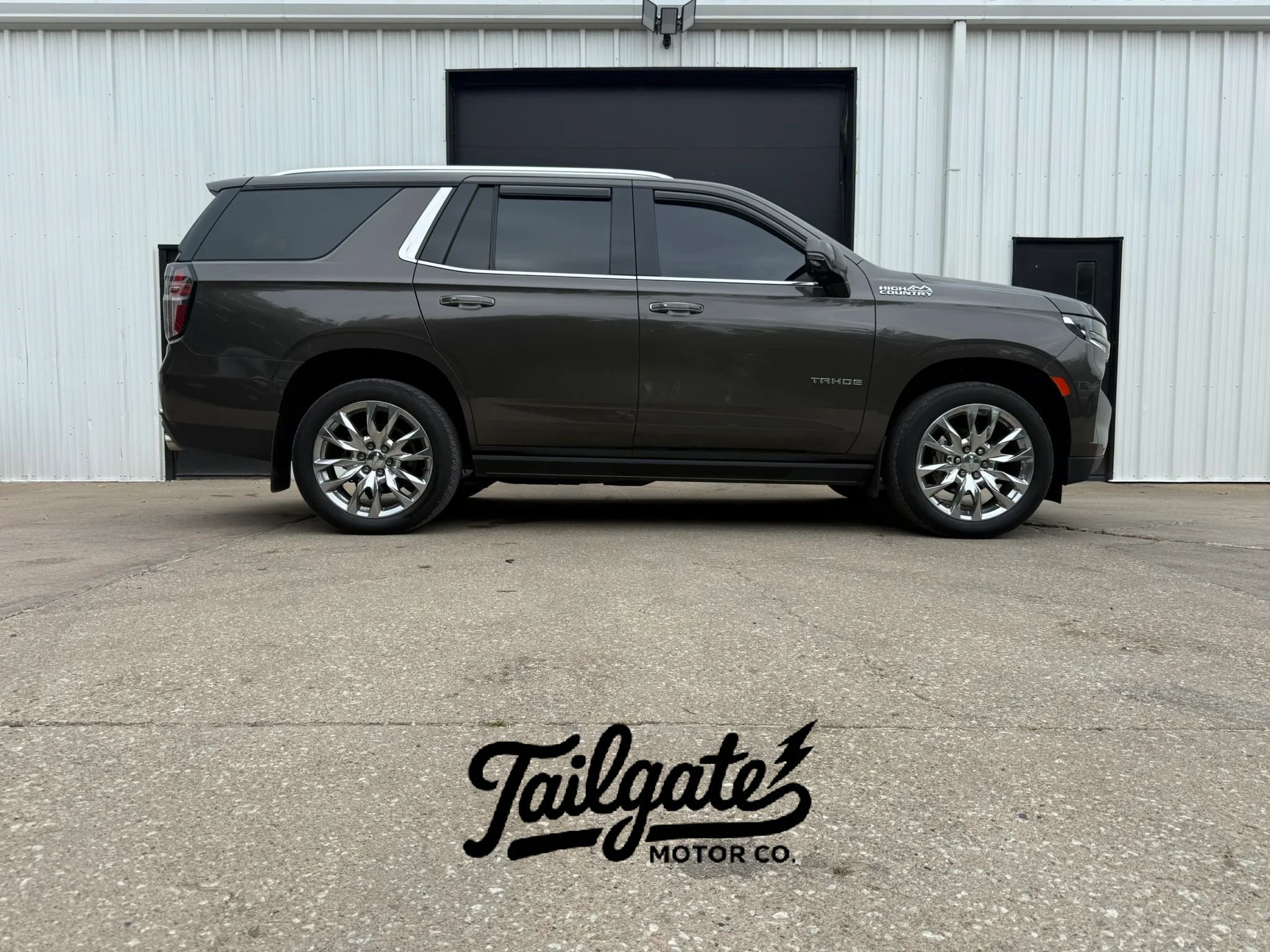 Used 2021 Chevrolet Tahoe High Country AWD/4WD image 1