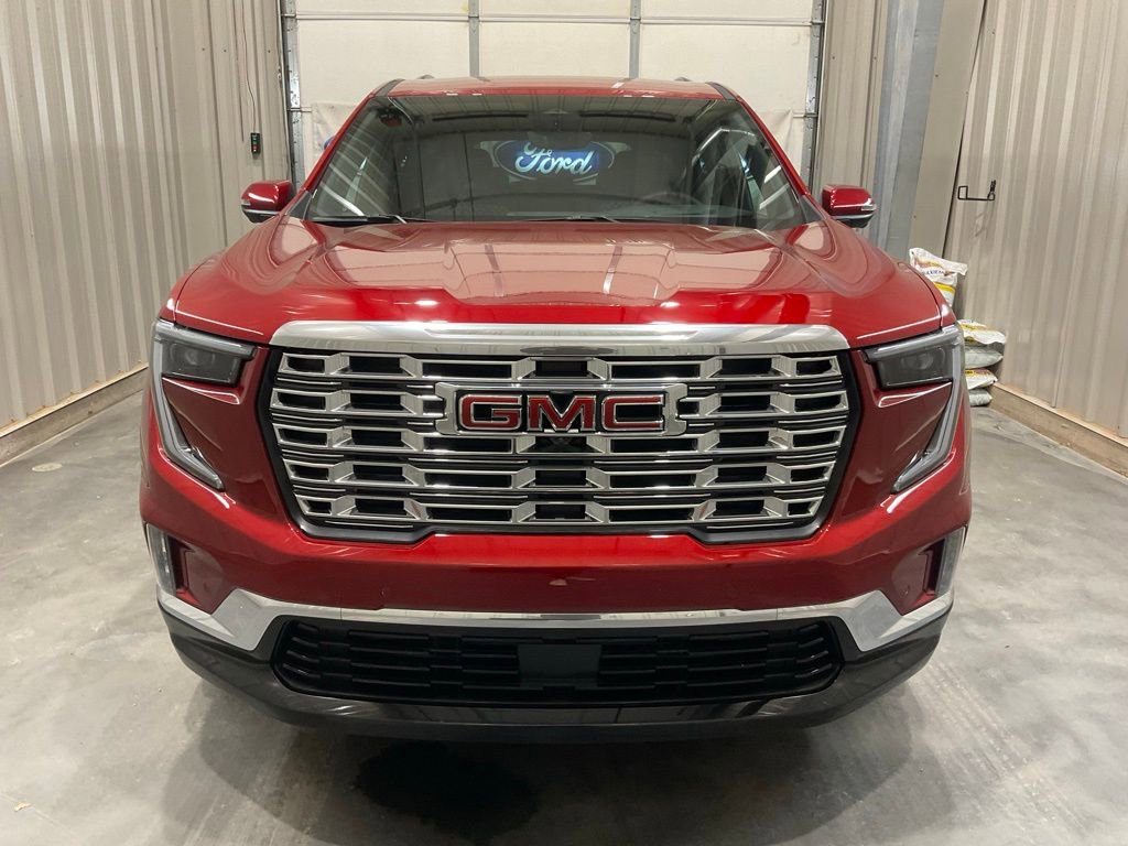 Used 2025 GMC Acadia Denali w/ Super Cruise Package image 2