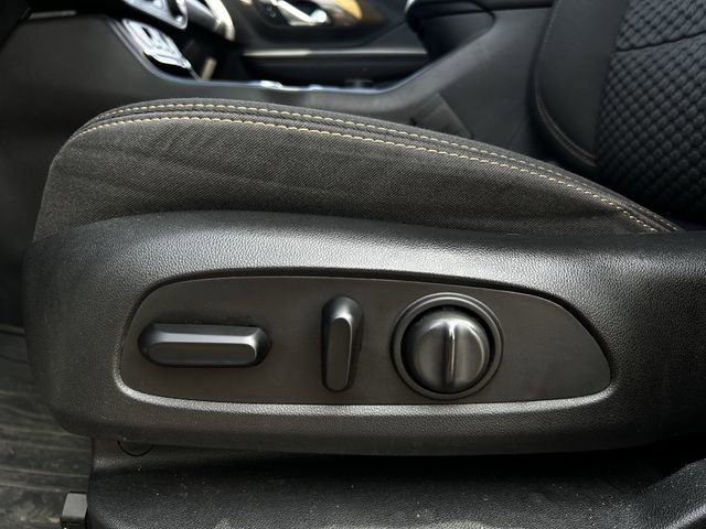 Used 2020 GMC Terrain SLE w/ Driver Convenience Package FWD image 29