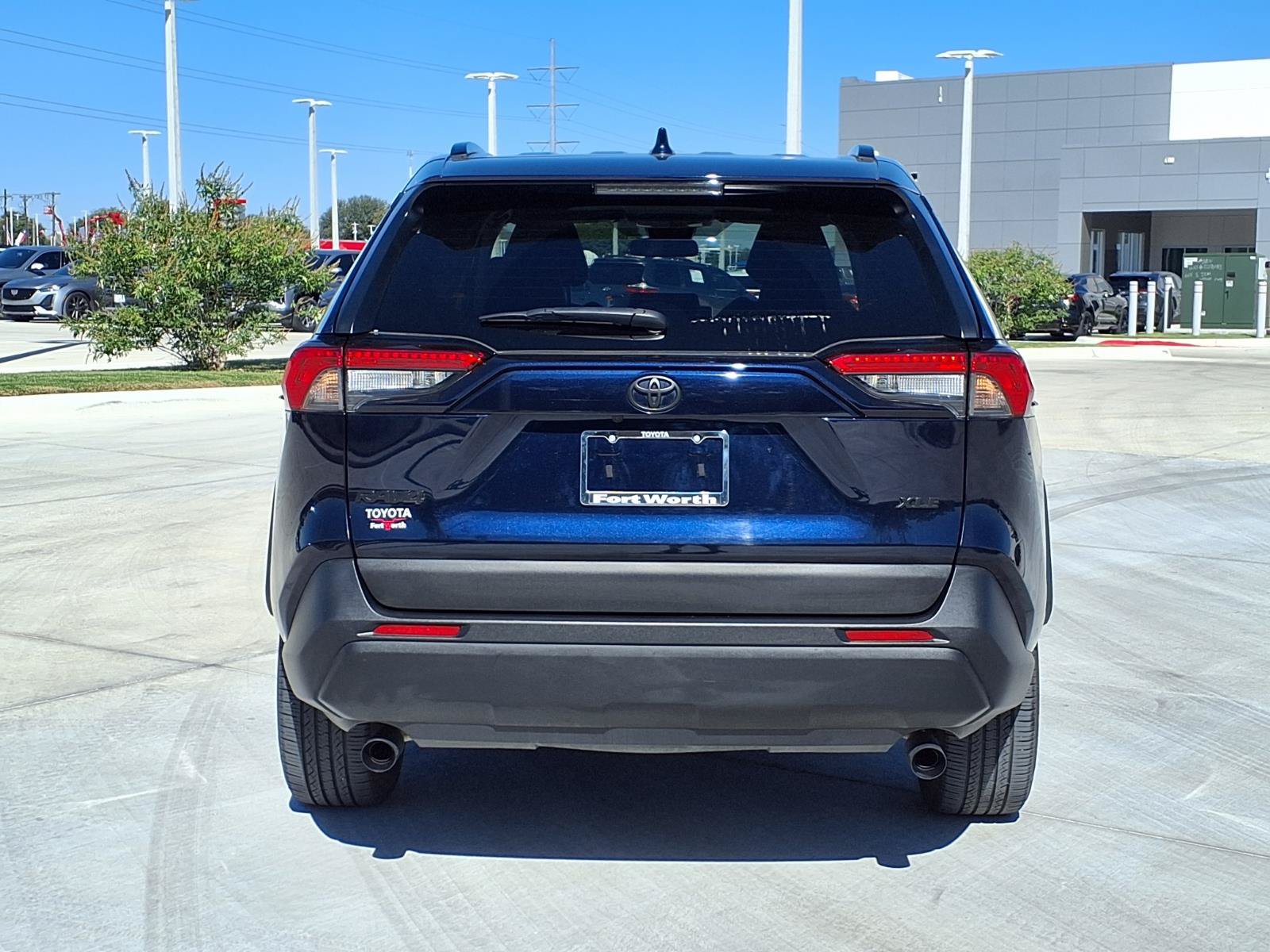 Used 2025 Toyota RAV4 XLE Premium FWD image 8