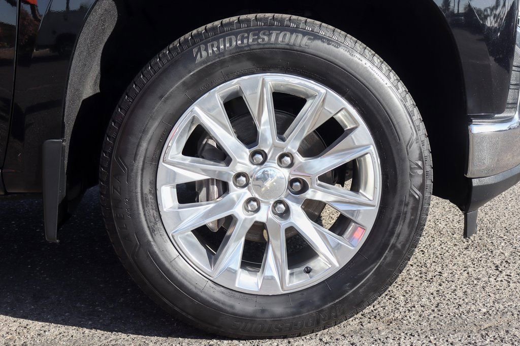 Used 2019 Chevrolet Silverado 1500 LTZ w/ LTZ Plus Package AWD/4WD image 45