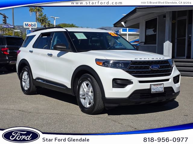 Used 2023 Ford Explorer XLT image 1