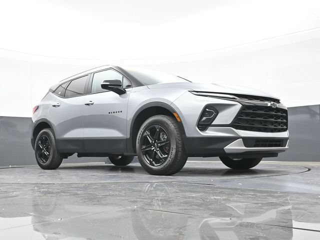 Used 2024 Chevrolet Blazer LT w/ Midnight/Sport Edition FWD image 50