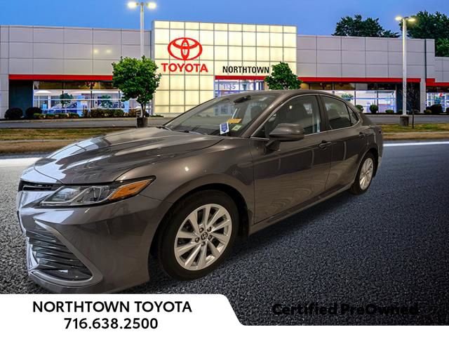 Used 2023 Toyota Camry LE image 1
