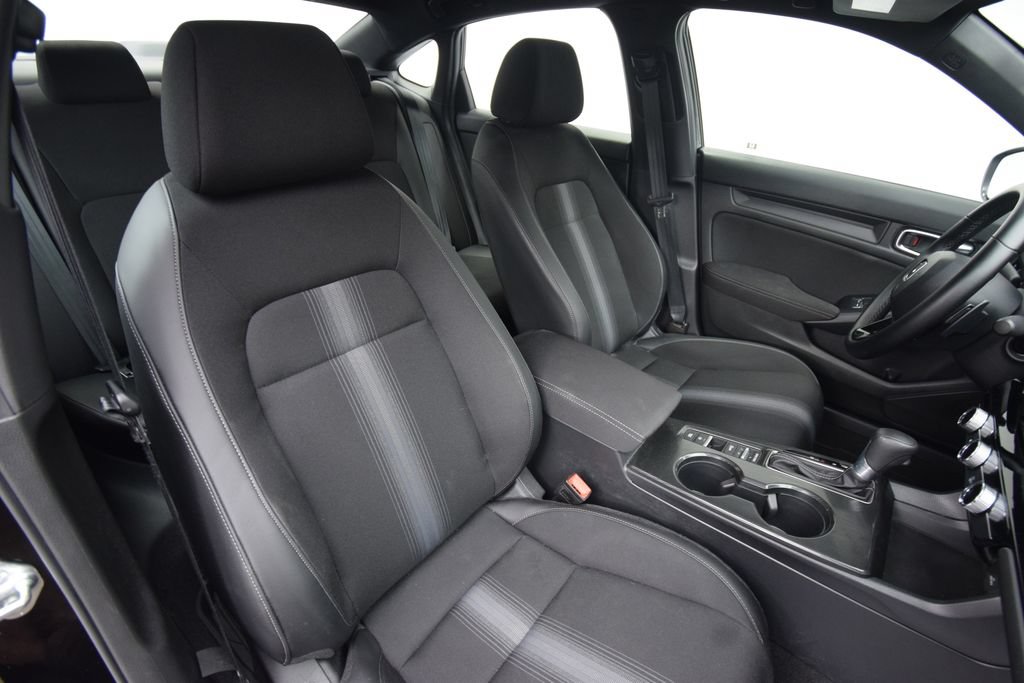 Used 2025 Honda Civic Sport image 16