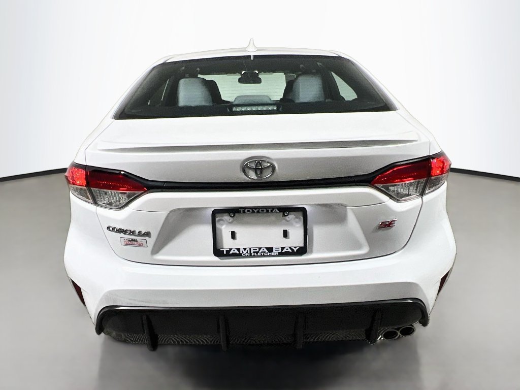Used 2026 Toyota Corolla SE w/ SE Package FWD image 4
