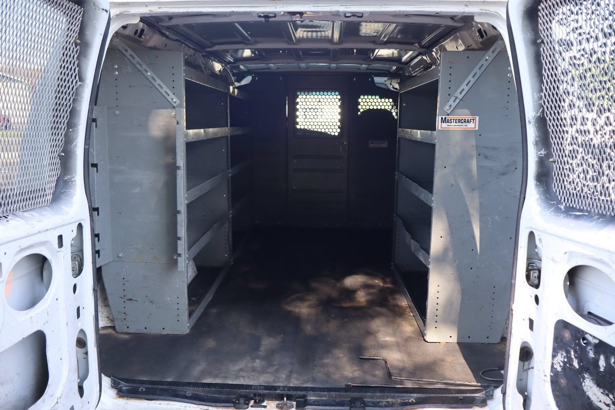 Used 2006 Ford E-250 and Econoline 250 RWD image 14