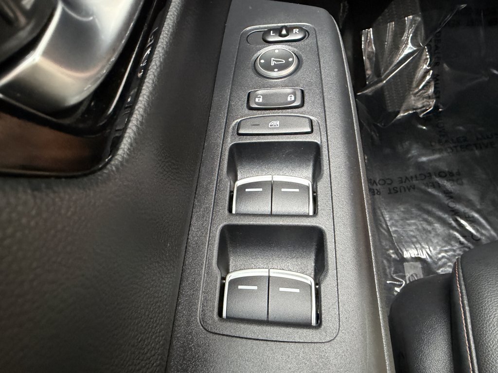 Used 2024 Honda CR-V Sport Touring image 27