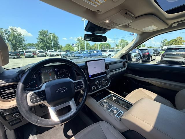 Used 2024 Ford Expedition Max Limited AWD/4WD image 13