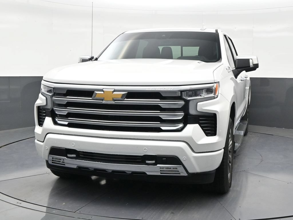 Used 2024 Chevrolet Silverado 1500 High Country w/ Technology Package RWD image 8