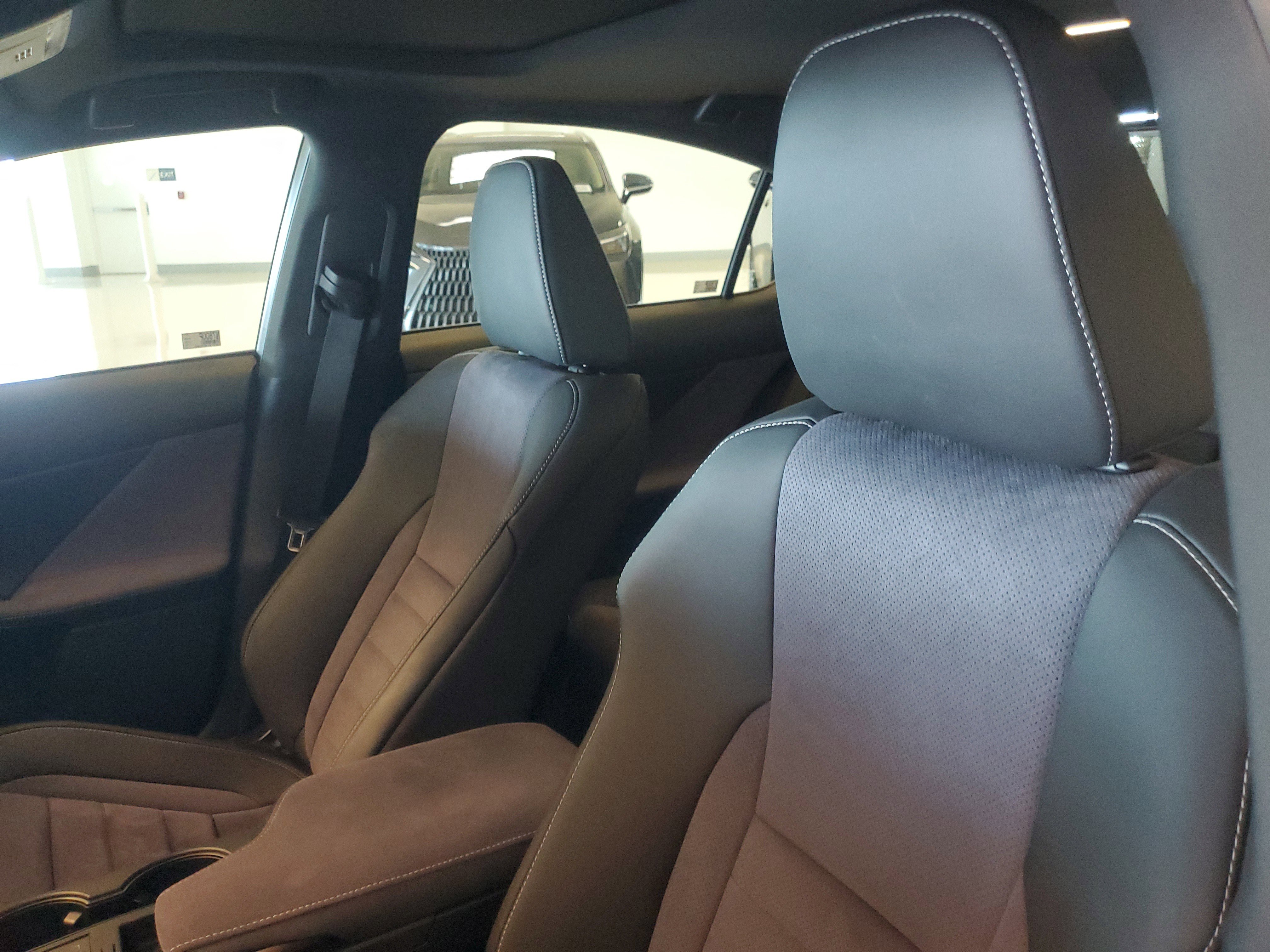 Certified 2022 Lexus IS 500 image 20