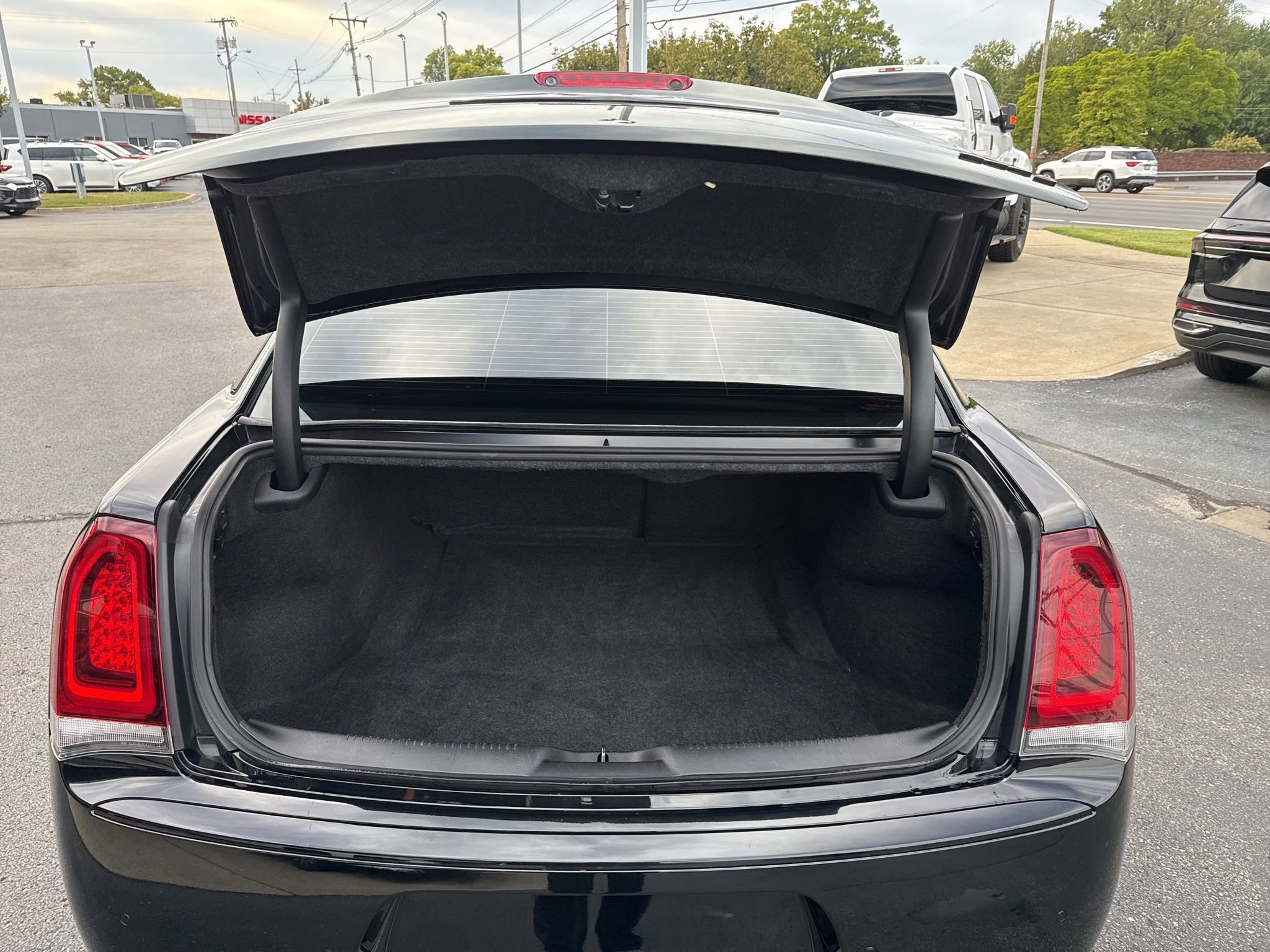 Used 2021 Chrysler 300 S image 23