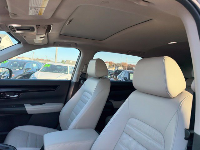 Used 2025 Honda CR-V EX-L image 12