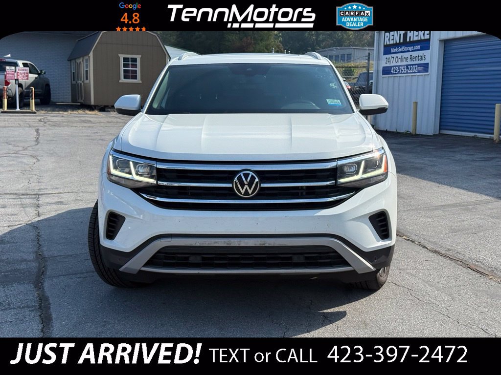 Used 2022 Volkswagen Atlas Cross Sport SEL AWD/4WD image 2