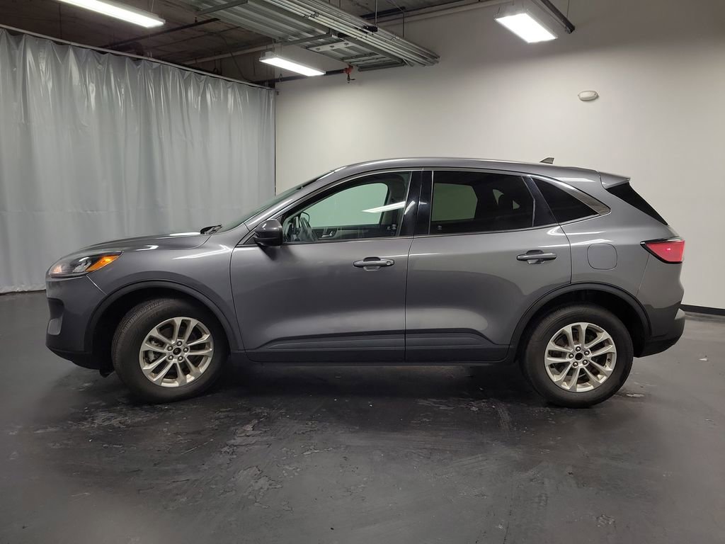 Used 2021 Ford Escape SE image 5