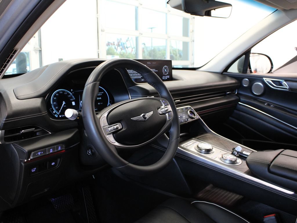 Used 2024 Genesis GV80 2.5T w/ Prestige Package AWD/4WD image 17