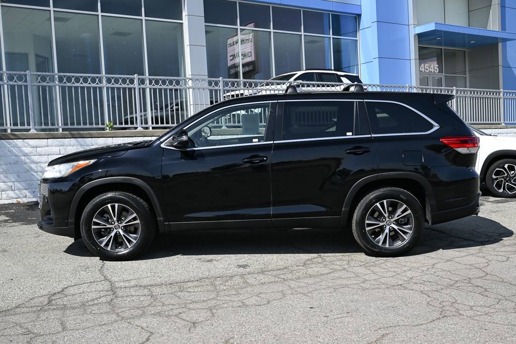 Used 2019 Toyota Highlander LE FWD image 8