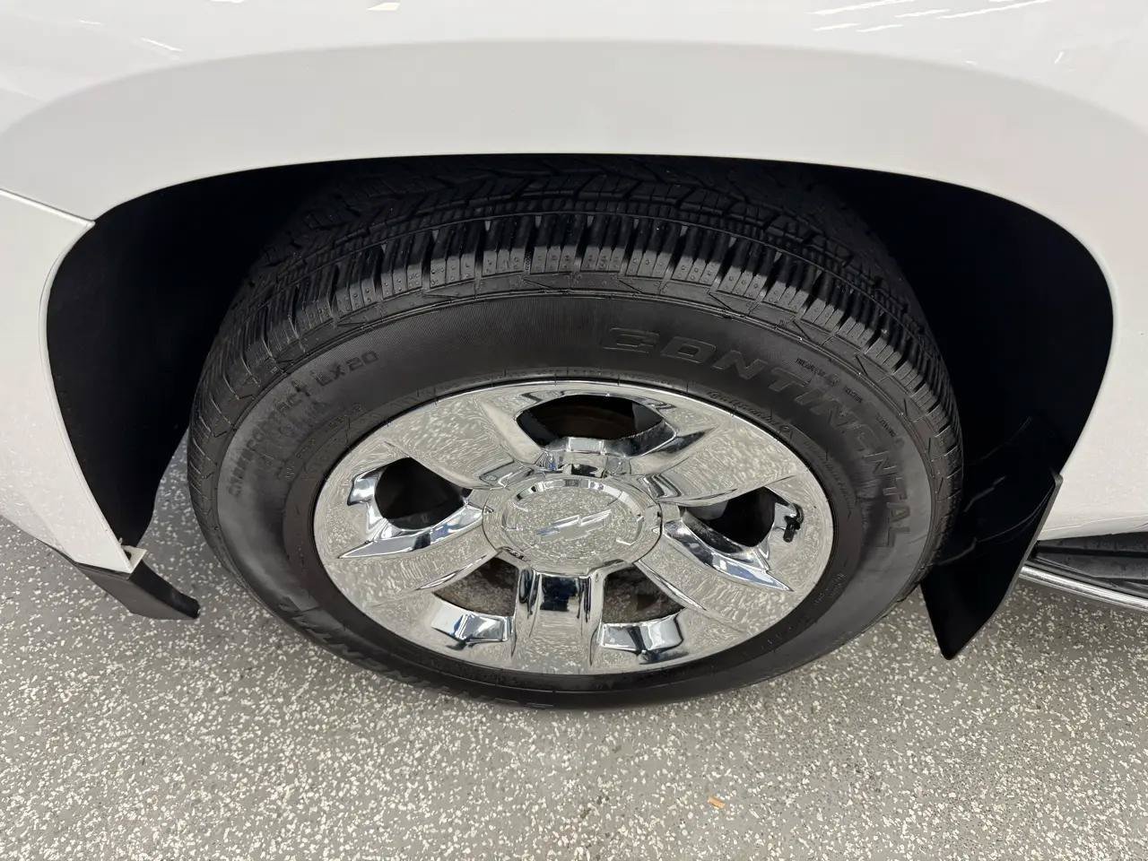 Used 2016 Chevrolet Suburban LTZ AWD/4WD image 34