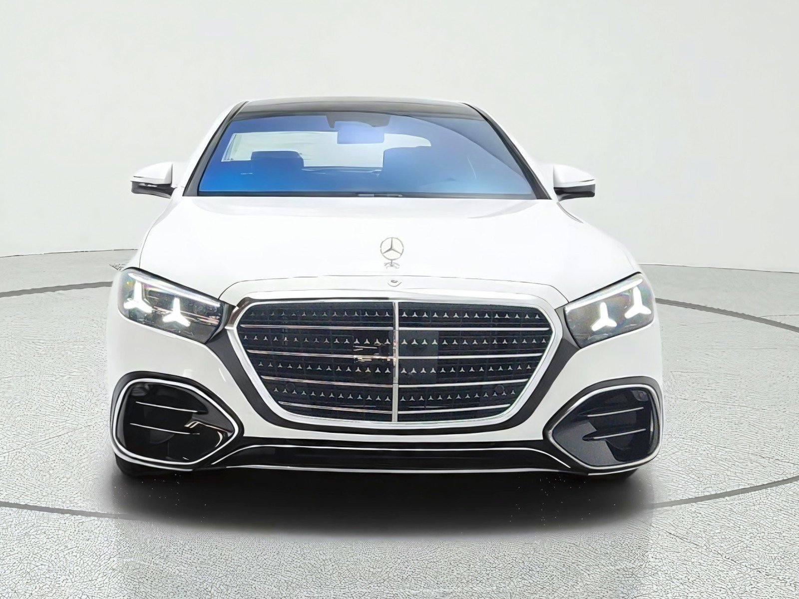 New 2027 Mercedes-Benz S 580 4MATIC Sedan image 2