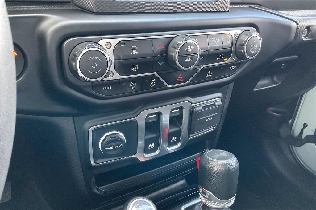 Certified 2023 Jeep Wrangler Sport AWD/4WD image 22