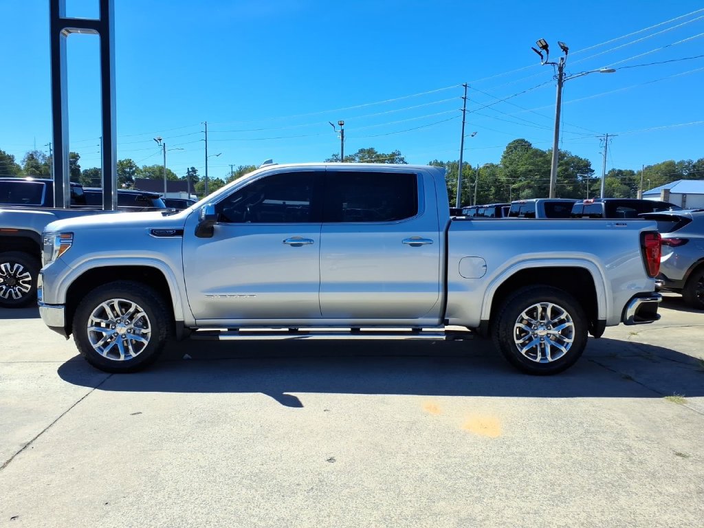 Used 2022 GMC Sierra 1500 SLT w/ SLT Convenience Package AWD/4WD image 4