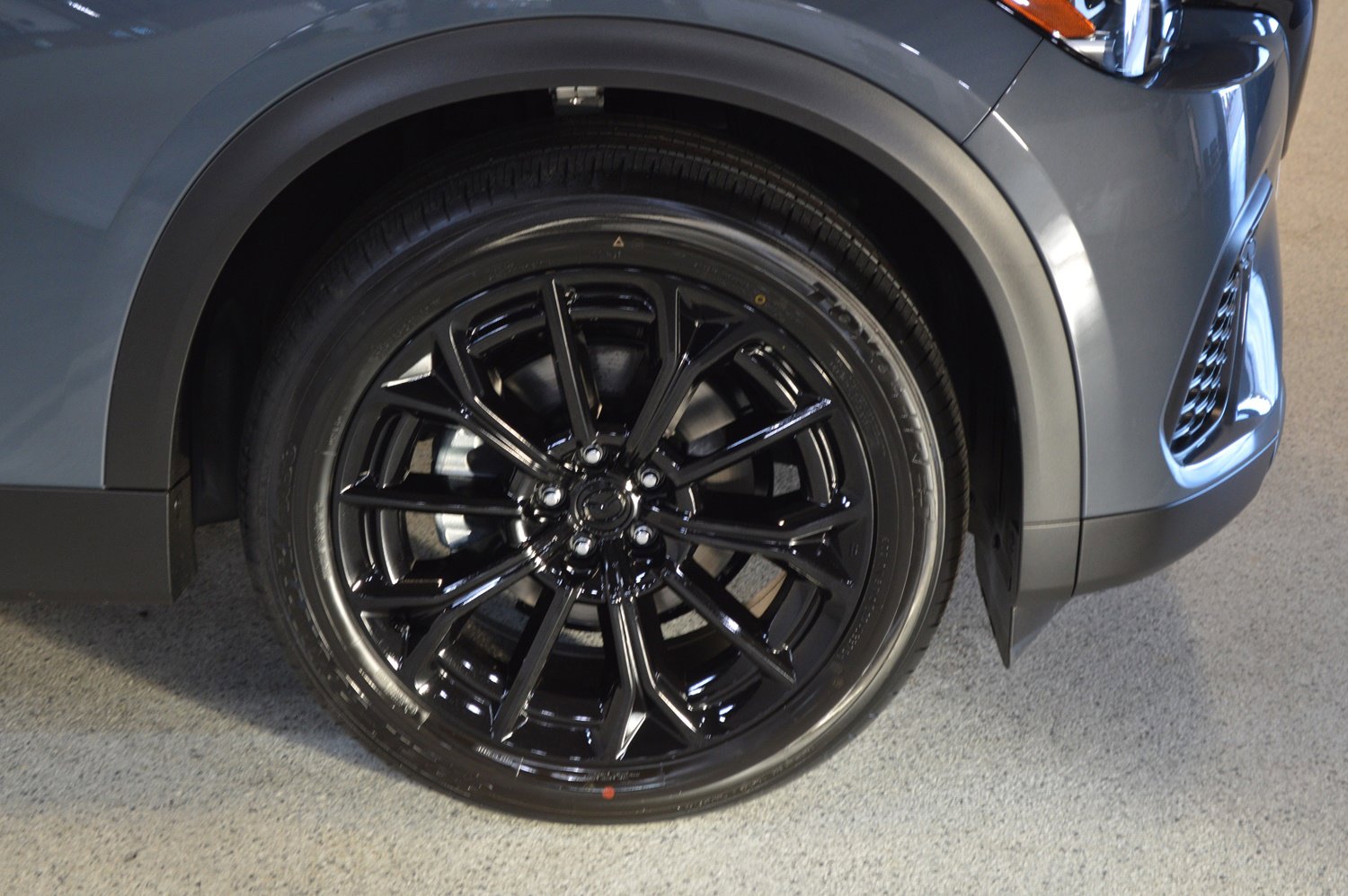 New 2026 MAZDA CX-70 3.3 Turbo w/ Preferred Package image 9