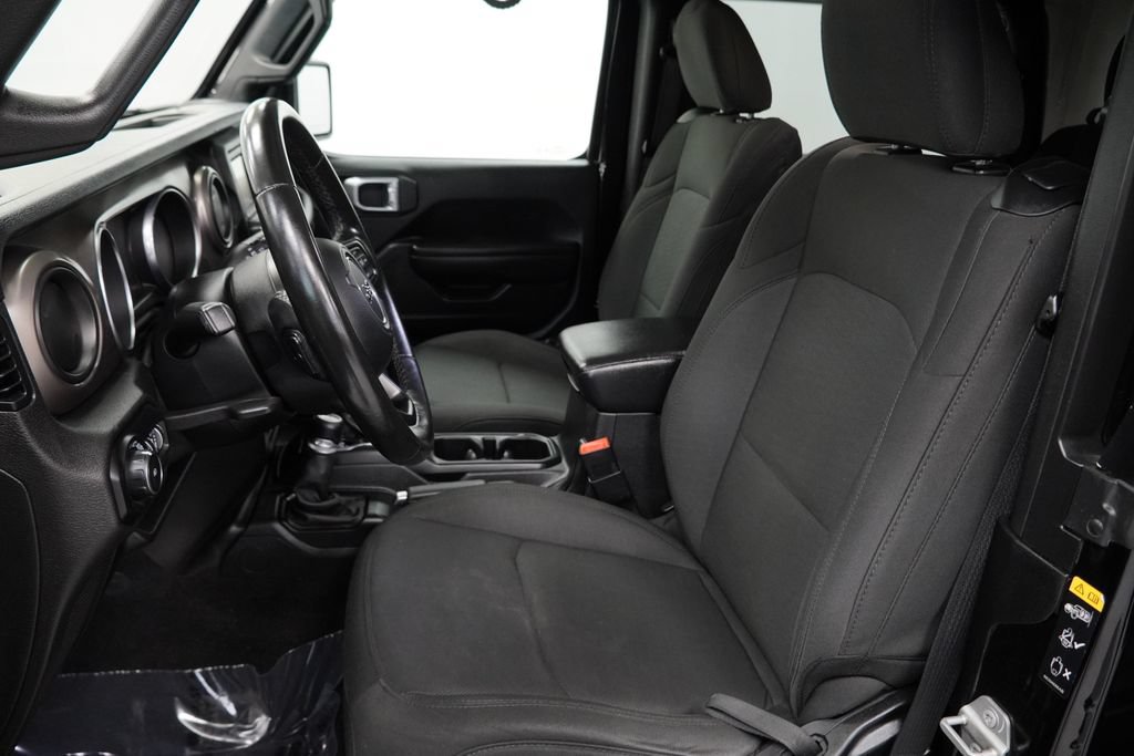 Certified 2020 Jeep Wrangler Sport AWD/4WD image 16