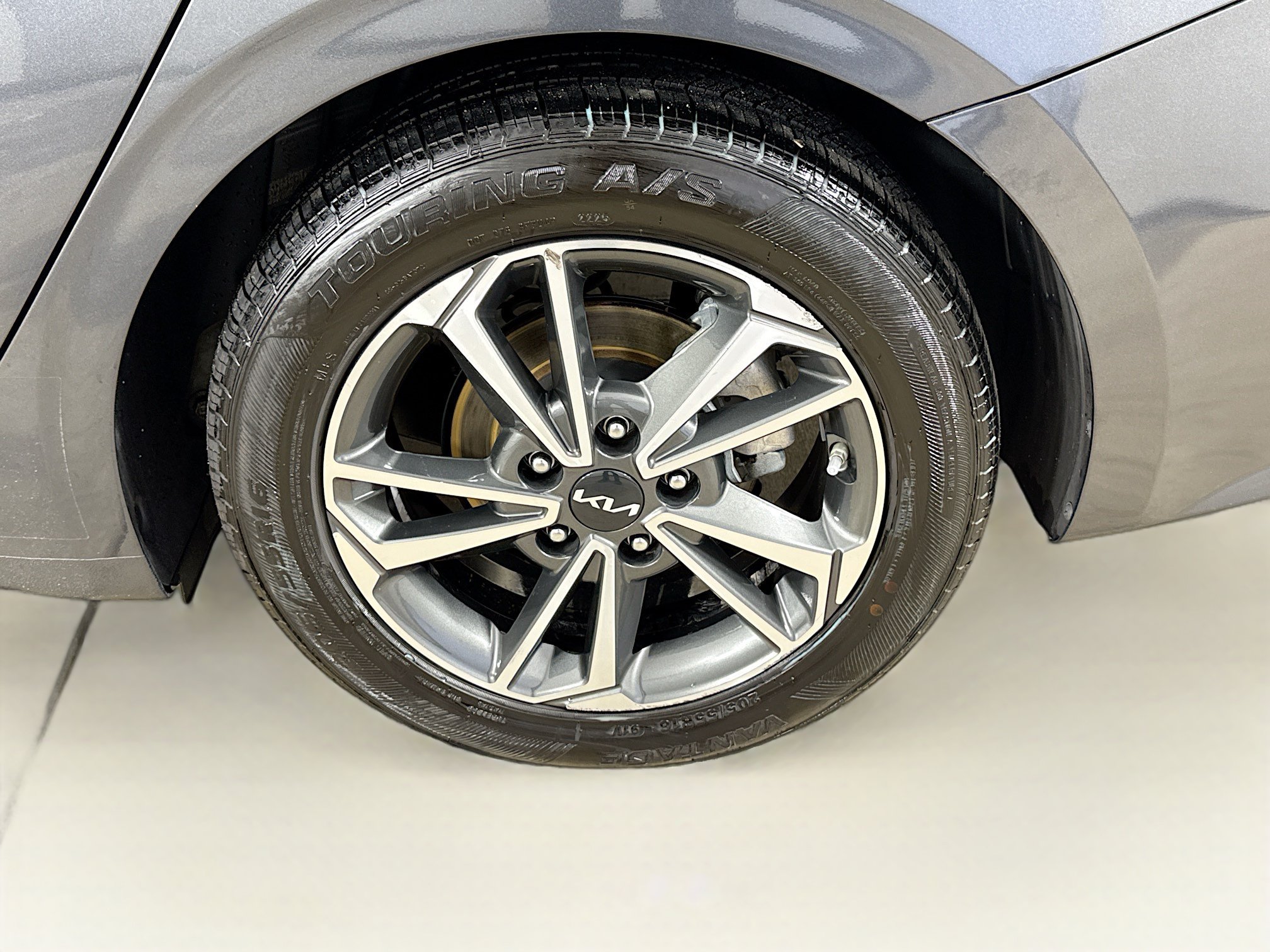 Used 2023 Kia Forte LXS FWD image 29