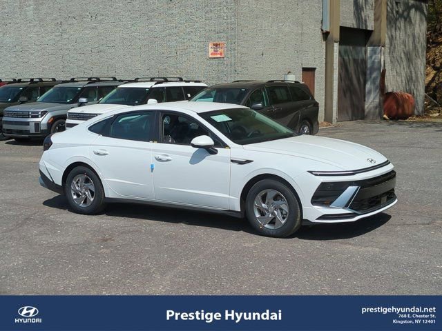New 2025 Hyundai Sonata SE image 1