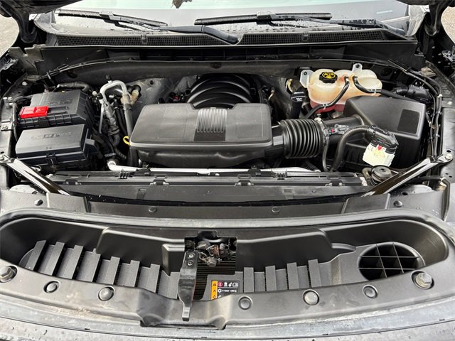 Used 2023 GMC Yukon XL SLE image 39