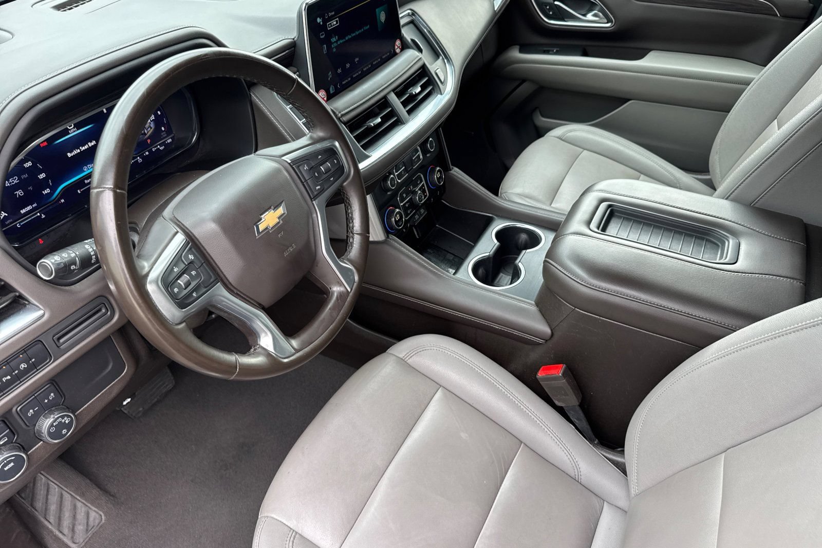 Used 2024 Chevrolet Tahoe LT AWD/4WD image 10