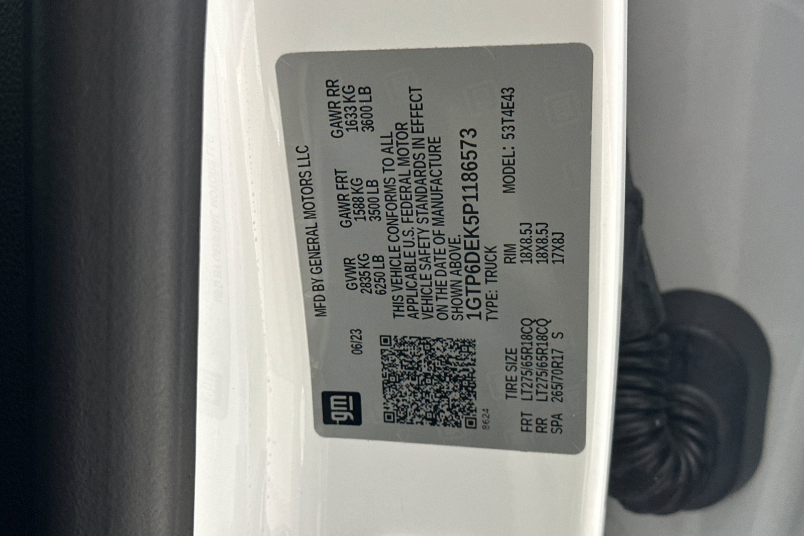 Used 2023 GMC Canyon AT4 w/ AT4 Premium Package image 20