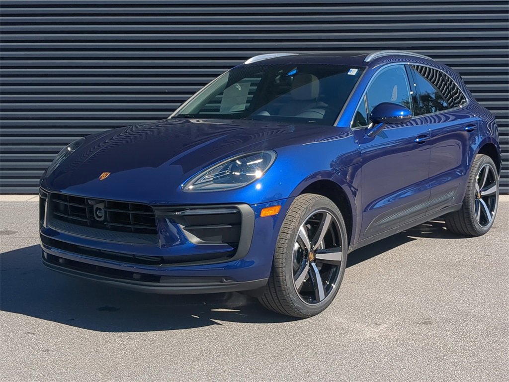 New 2026 Porsche Macan Base image 1
