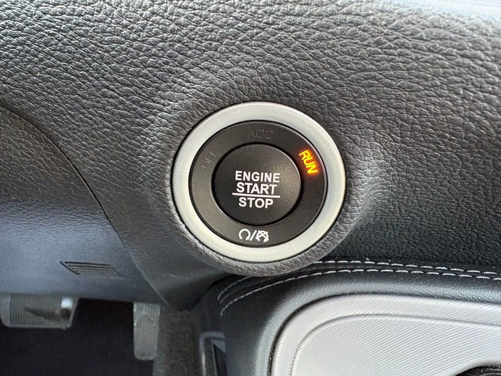 Used 2023 Dodge Challenger SXT w/ Blacktop Package image 34